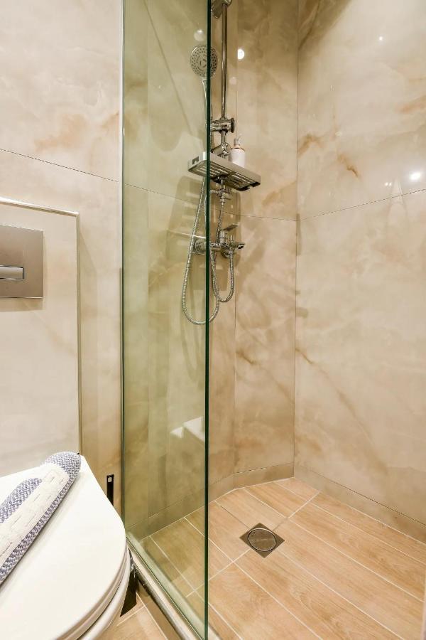 Danae Luxurious Suite #Tifhelexpo Tessalónica Exterior foto